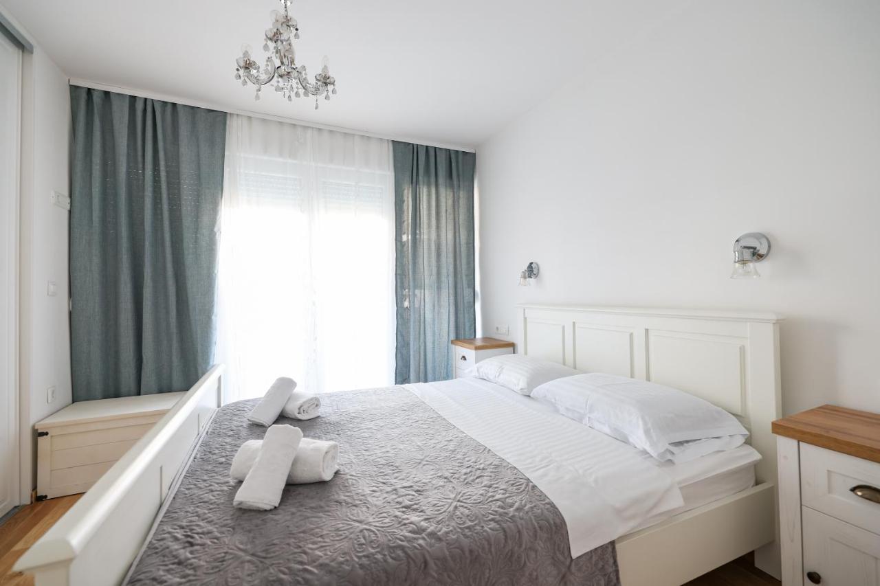 Two Bedroom Apartment With A Balcony Relja ザダル エクステリア 写真
