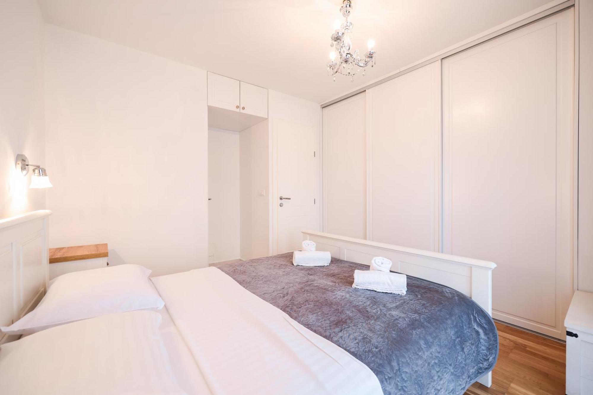 Two Bedroom Apartment With A Balcony Relja ザダル エクステリア 写真